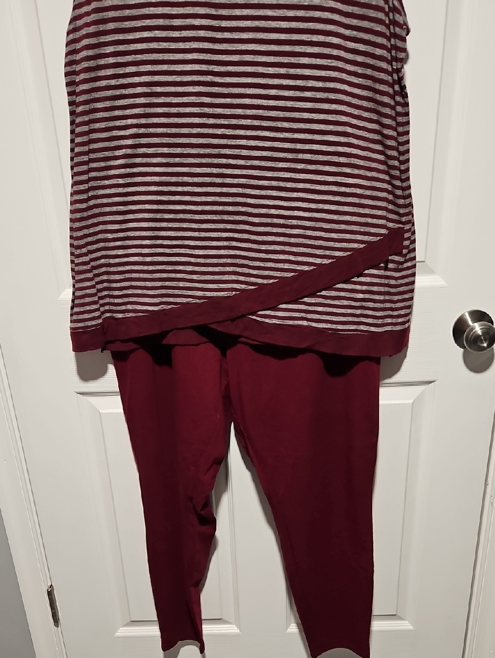 CJ Banks Burgundy Leggings